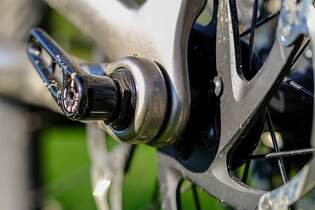BH AtomX Carbon