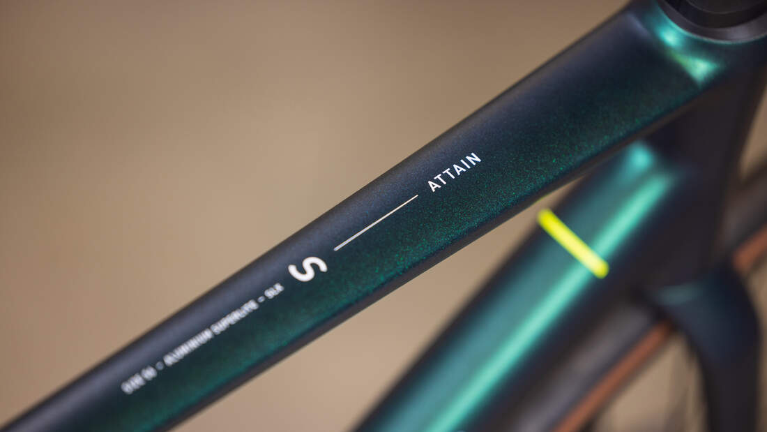 Cube Attain SLX,2025,Rennrad,Oberrohr