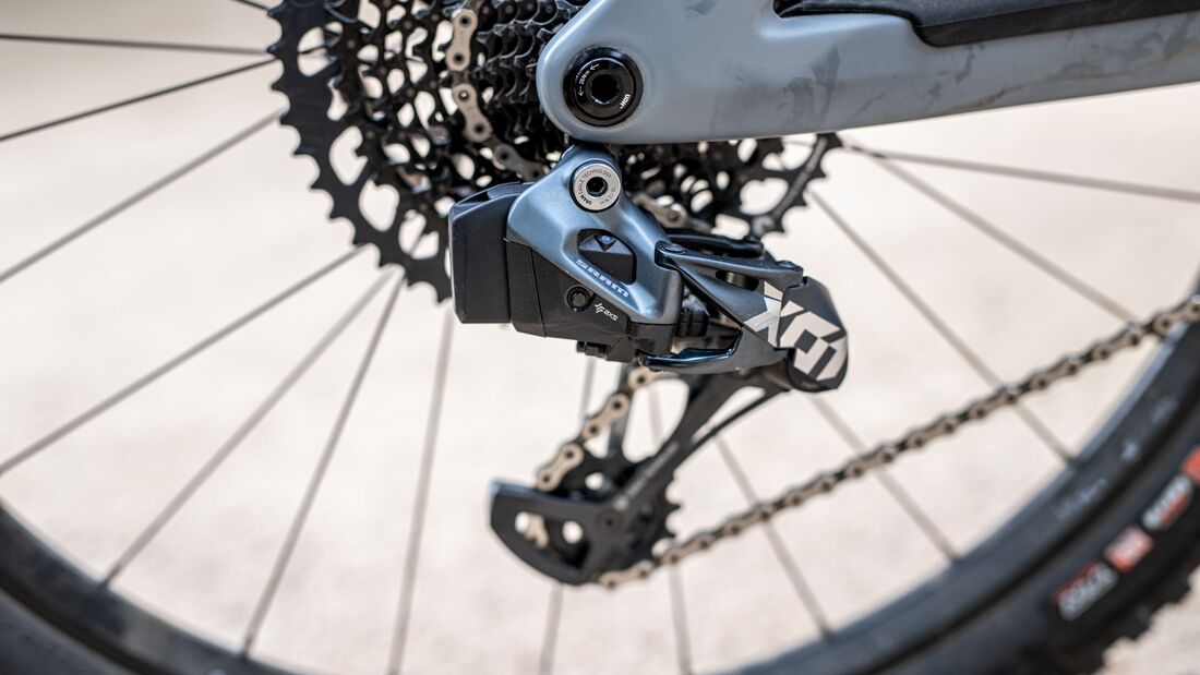 Das neue Bold Unplugged ist mit vielen integrierten Tools und Geometrie-Vorstellungen ein modernes Enduro-Bike mit viel innovations Trieb.