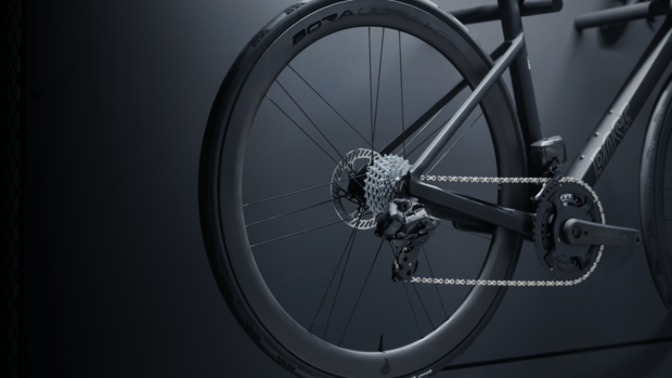 Die neue Campagnolo Super Record S Wireless-Gruppe und die neuen Campagnolo Bora Ultra WTO-Laufräder