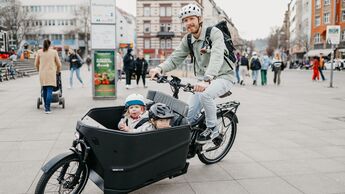 E-Cargobike Action Jens mit Kids