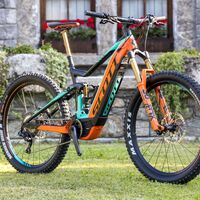 EM-Scott-E-Genius 700 Tuned_SCOTT Sports_bike_Close-Up_2018_02.jpg