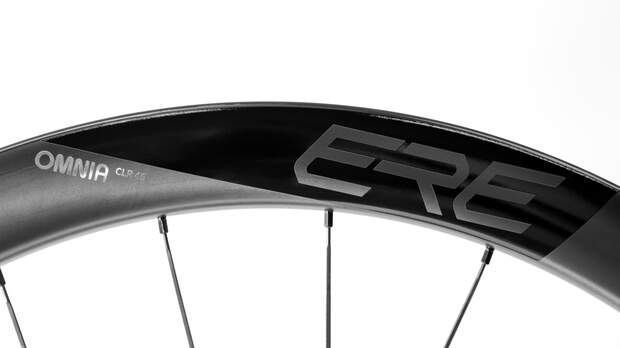 Felge des neuen Ere Research Omnia II CLR45