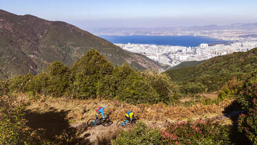 Heft 05/2021: Reportage; Biken in China 