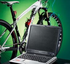 MB 0710 Vergleich 26er/29er laptop_bike (jpg)