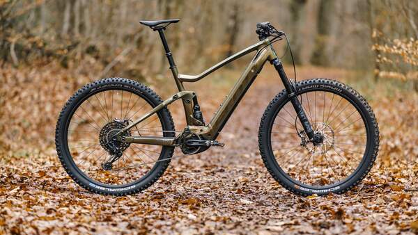 Megatest: E-MTBs Scott Genius