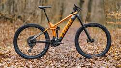 Megatest E-MTBs: Trek Rail 9