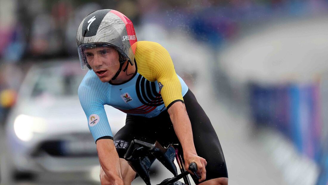 Olympiasieger Remco Evenepoel auf der Strecke der Olympischen Sommerspiele in Paris