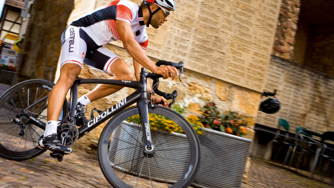 RB-0813-Italo-Renner-Cipollini-Logos-Action (jpg)