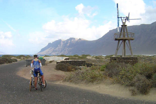 RB Miriam Mandt Ironman Lanzarote on the raod
