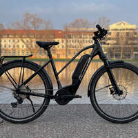 Seitenansicht E-Trekkingbike Diamant Zing Gen 2, schwarz