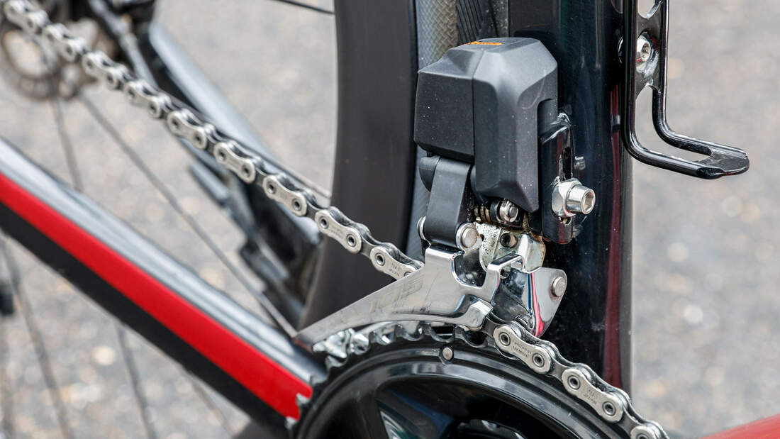 Shimano 105 Di2,Schaltgruppe,Umwerfer