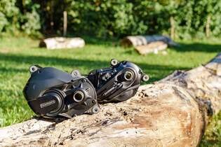 Shimano EP8 vs. E8000