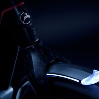 UB-Gazelle-Concept-E-Bike-by-Giugiaro-Design-4 (jpg)
