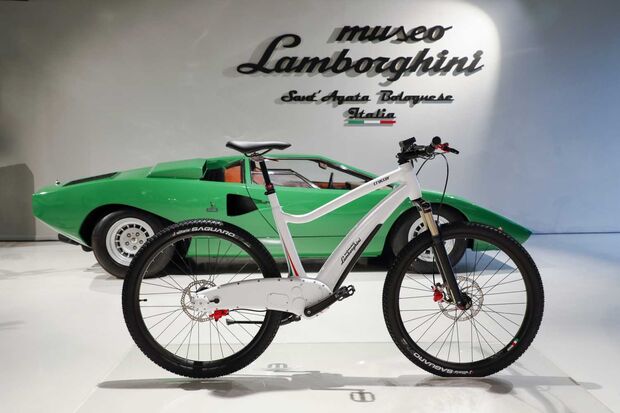 UB Lamborghini E-Bike