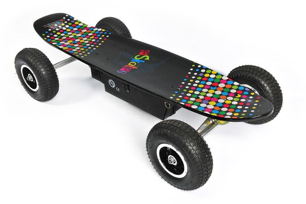 UB-verrueckte-E-Fahrzeuge-E-Skateboard-Freisteller (jpg)