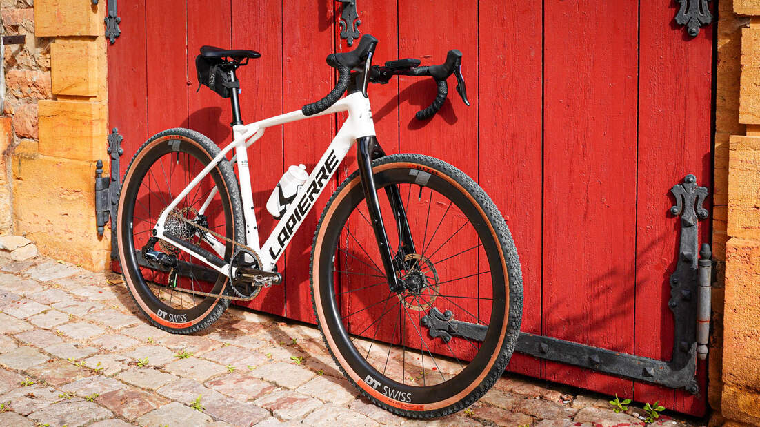 Lapierre Crosshill CF,Gravelbike,Frankreich,schräge Ansicht von links