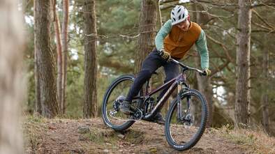 Pivot bringt ein neues Trailbike in zwei Federweg-Ausführungen. Das Trailcat LT mit 150 und 135 mm Federweg und das Trailcat SL mit 140 und 120 mm. 