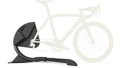 BKool zeigt den neuen Smart Air Rollentrainer bike x