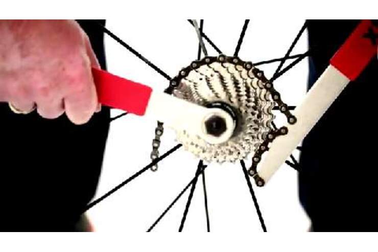 In der Werkstatt-Serie erklren Rose und RoadBIKE wie Sie die Kassette an  ihrem Rennrad auswechseln.